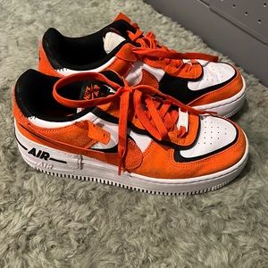 Nike Airforce 1 8.5 in Orange